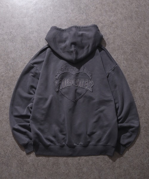 THRASHER(スラッシャー)の「【THRASHER/スラッシャー】裏毛 ピグメント加工 ダメージデニムアップリケ刺繍 ダブルジップアップパーカー※Sサイズのみショート丈デザイン※(パーカー・メンズ・チャコール/ブラウン/ピンク/グレー・L/M/XL/S-Short)」の7枚目の写真