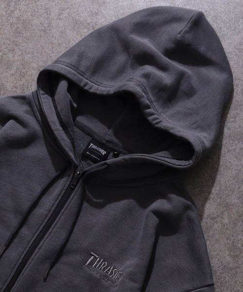 THRASHER(スラッシャー)の「【THRASHER/スラッシャー】裏毛 ピグメント加工 ダメージデニムアップリケ刺繍 ダブルジップアップパーカー※Sサイズのみショート丈デザイン※(パーカー・メンズ・チャコール/ブラウン/ピンク/グレー・L/M/XL/S-Short)」の18枚目の写真