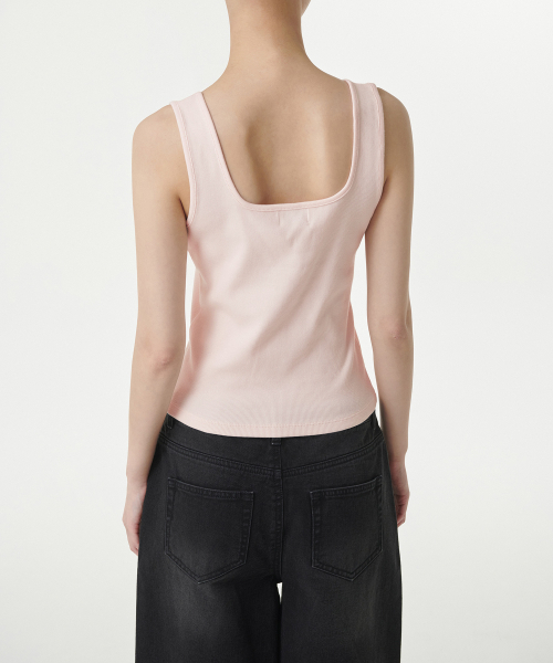 MUSINSA STANDARD WOMAN（ムシンサスタンダードウーマン）の「ウィメンズスクエアネックタンクトップ[ベイビーピンク]（Tシャツ/カットソー・レディース・その他・LARGE/MEDIUM/SMALL/X-SMALL/X-LARGE）」の3枚目の写真
