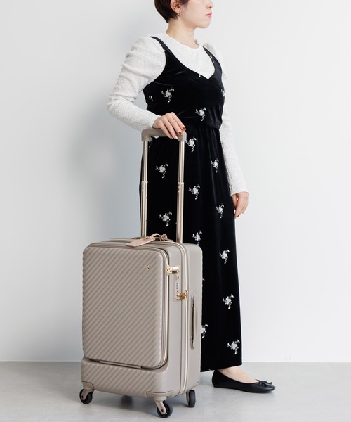 Jewelna Rose(ジュエルナローズ)の「HaNT ×Jewelna Rose コラボ スーツケース 機内持ち込み フロントオープン 34L 06820(スーツケース/キャリーバッグ・レディース・ライトパープル/ダークブラウン/グレイッシュベージュ・FREE)」の4枚目の写真