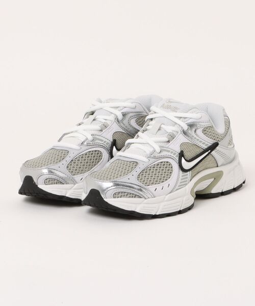 NIKE｜ナイキのスニーカー（シルバー/銀色系・通気性）通販 - ZOZOTOWN