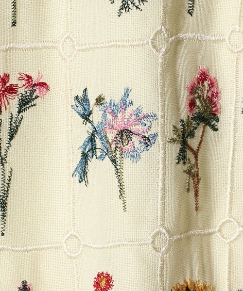 CITEN（シテン）の「＜CITEN＞ブロックフラワーシシュウベスト（ベスト・レディース・オフホワイト/ブラック・FREE）」の10枚目の写真