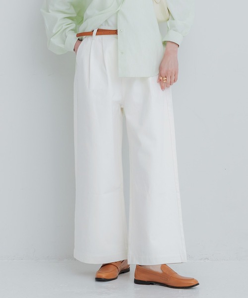 coca（coca）（コカ）の「タックデニムパンツ（デニムパンツ・レディース・ホワイト/ブルー・L/M/S）」の2枚目の写真