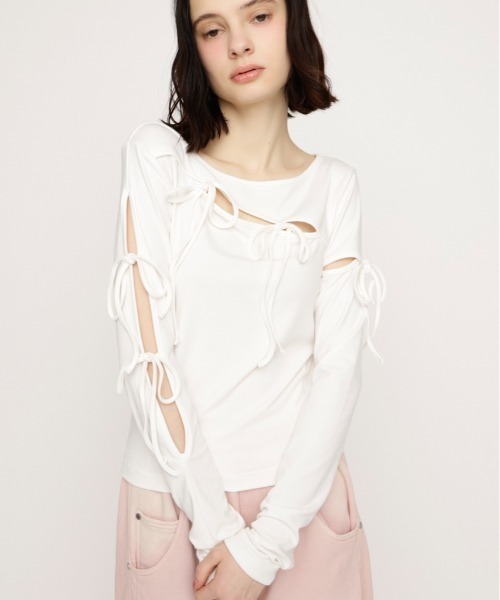 CUT OUT RIBBON TOPS カットアウトリボントップス 春服（Tシャツ