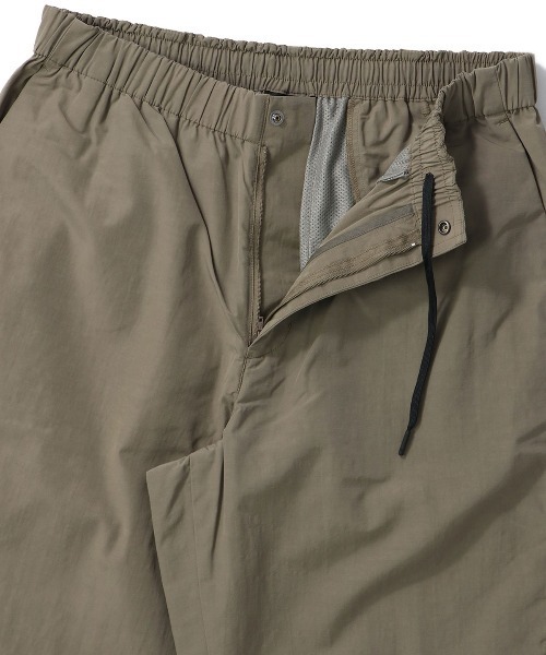 GOLDWIN（ゴールドウィン）の「GOLDWIN Relax Straight Easy Pants ゴールドウイン リラックスストレートイージーパンツ（ユニセックス）（その他パンツ・メンズ・ブラック・2/3）」の9枚目の写真