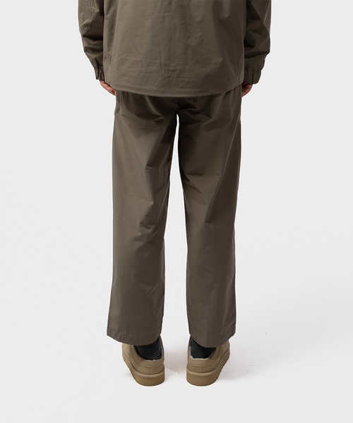 GOLDWIN（ゴールドウィン）の「GOLDWIN Relax Straight Easy Pants ゴールドウイン リラックスストレートイージーパンツ（ユニセックス）（その他パンツ・メンズ・ブラック・2/3）」の14枚目の写真