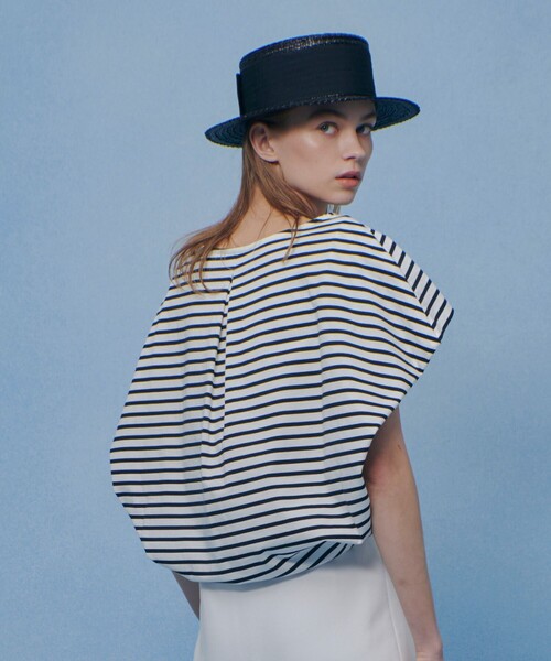 LOULOU WILLOUGHBY(ルルウィルビー)の「【LOULOU WILLOUGHBY】ケープデコルテトップス(Tシャツ/カットソー・レディース・ネイビー/ブラック系その他/レッド/ホワイト系その他・2)」の13枚目の写真