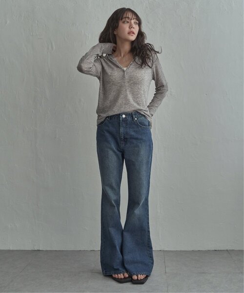 notch.(ノッチ)の「デニムフレアパンツ(デニムパンツ・レディース・ブルー/サックスブルー・M)」の4枚目の写真
