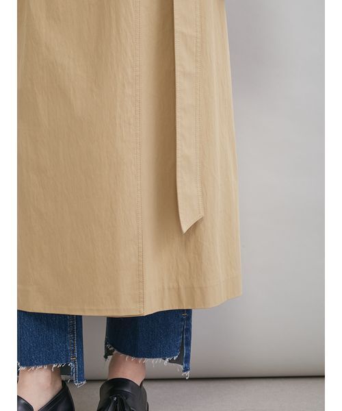 Mila Owen（ミラオーウェン）の「撥水オーバーサイズトレンチコート（トレンチコート・レディース・ライトブルー/マルチ/ベージュ・0/1）」の17枚目の写真