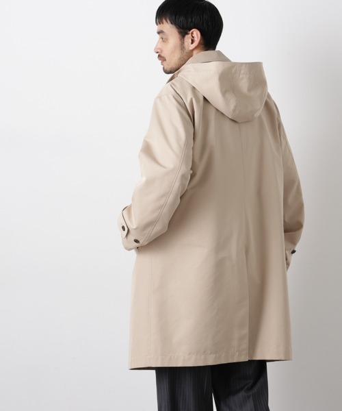 NANO universe(ナノユニバース)の「フーデッドステンカラーコート「WARP PRINT」ライニング(ステンカラーコート・メンズ・カーキ/ベージュ/ネイビー・S/M/L)」の13枚目の写真