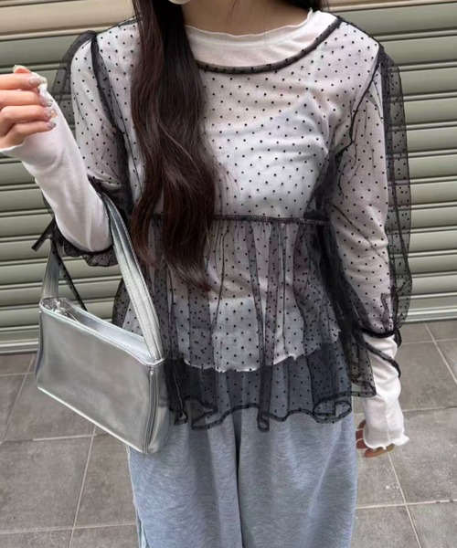 mebole(メボレ)の「パフスリーブドットシアートップス(Tシャツ/カットソー・レディース・ブラック/ホワイト・FREE)」の17枚目の写真