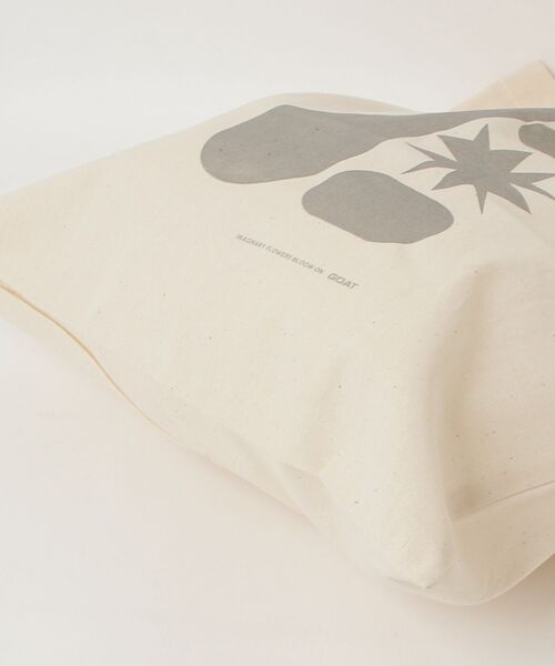GOAT（ゴート）の「［GOAT］× [uesatsu]  REFLECT TOTE BAG（トートバッグ・レディース・ナチュラル・F）」の6枚目の写真