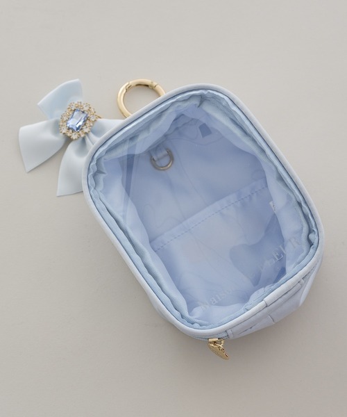 Maison de FLEUR（メゾンドフルール）の「ビジューリボンクリアポーチS（ポーチ・レディース・ライトブルー/ブラック/ラベンダー/アイボリー/レッド/ピンク・FREE）」の4枚目の写真