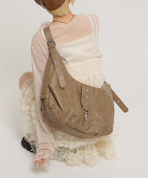 w closet（ダブルクローゼット）の「スターバックルマルチWAYバッグ（トートバッグ・レディース・ブラック/ブラウン・FREE）」の9枚目の写真