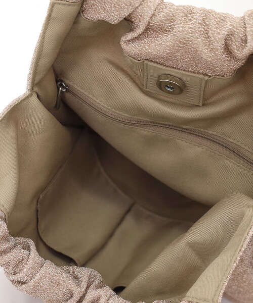 COOCO（クーコ）の「ラメ生地ループハンドルトートバッグ（トートバッグ・レディース・ネイビー/ピンクベージュ/サックスブルー/シルバー・FREE）」の10枚目の写真