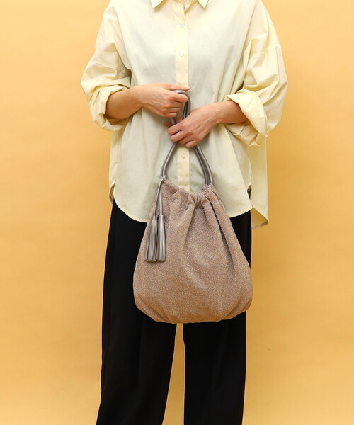 COOCO（クーコ）の「ラメ生地ループハンドルトートバッグ（トートバッグ・レディース・ネイビー/ピンクベージュ/サックスブルー/シルバー・FREE）」の15枚目の写真