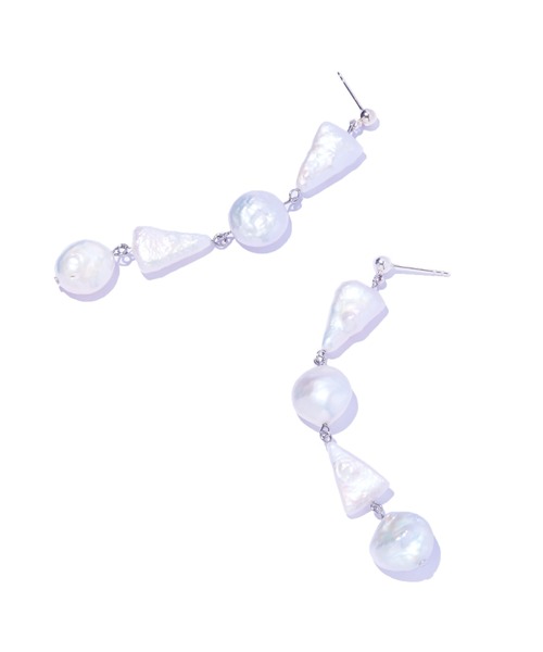 IRIS47（イリスフォーセブン）の「【IRIS 47】mozaic pearl pierce/モザイク パール ピアス（ピアス（両耳用）・レディース・ホワイト・FREE）」の3枚目の写真