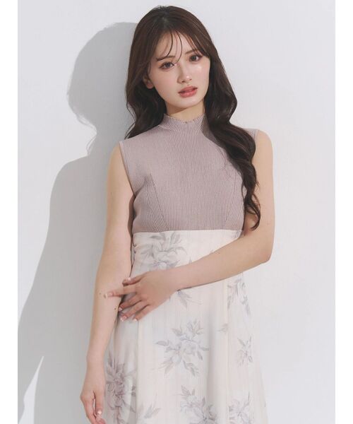 MERCURYDUO(マーキュリーデュオ)の「花柄ドッキングバックレースアップワンピース(ワンピース・レディース・ブラック/グリーン/ベージュ・MEDIUM/SMALL)」の6枚目の写真
