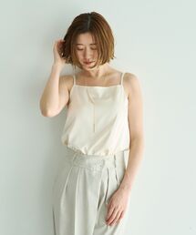 YECCA VECCA（イェッカヴェッカ）の「ボートネックサテンキャミ（キャミソール）」