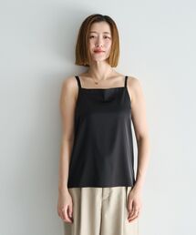 YECCA VECCA（イェッカヴェッカ）の「ボートネックサテンキャミ（キャミソール）」