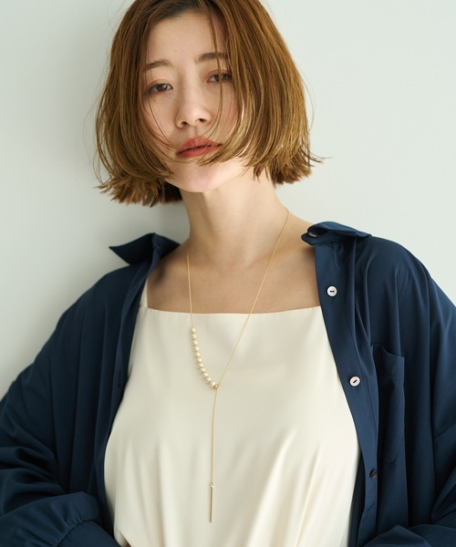 YECCA VECCA（イェッカヴェッカ）の「ボートネックサテンキャミ（キャミソール・レディース・ブラウン/ブラック/アイボリー・FREE）」の14枚目の写真