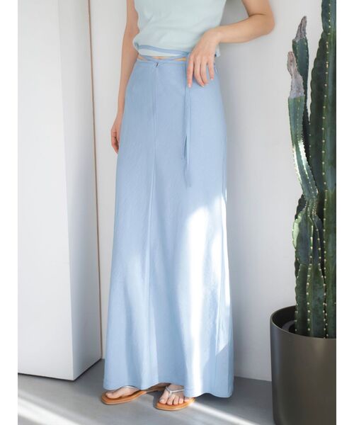 Ungrid（アングリッド）の「ウエストデザインフィットアイラインスカート（スカート・レディース・ブルー/ブラック/アイボリー・MEDIUM/SMALL）」の7枚目の写真