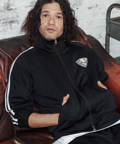 No Rain No Rainbow(ノーレインノーレインボー)の「mj11429-track jacket with pick patch トラックジャケット(NR26S-13)(ブルゾン・メンズ・ブラック×ブラック/ブラック×ホワイト/ライトグレー・XL/L/M/S)」の4枚目の写真