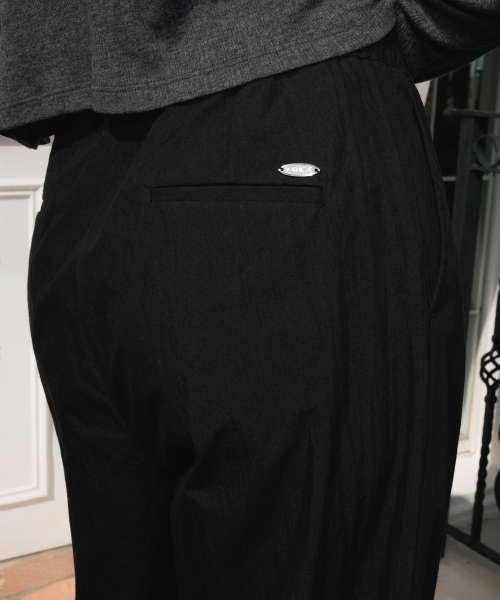 DEHEVE（デヘヴェ）の「String Pintuck Wide Pants [Black]（その他パンツ・レディース・ブラック・FREE）」の5枚目の写真