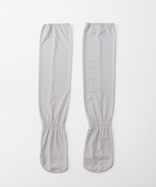 Honeys（ハニーズ）の「【ハニさら・接触冷感・ＵＶカット】指先まで守るアームカバー（アームカバー・レディース・ブラック/ライトグレー・FREE）」の12枚目の写真