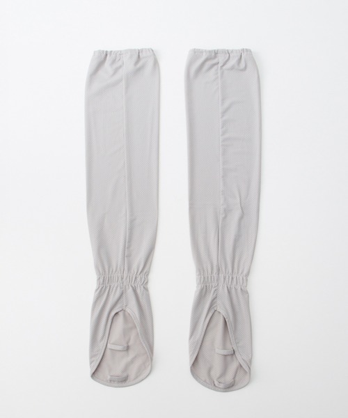 Honeys（ハニーズ）の「【ハニさら・接触冷感・ＵＶカット】指先まで守るアームカバー（アームカバー・レディース・ブラック/ライトグレー・FREE）」の13枚目の写真