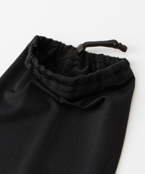 Honeys（ハニーズ）の「【ハニさら・接触冷感・ＵＶカット】指先まで守るアームカバー（アームカバー・レディース・ブラック/ライトグレー・FREE）」の15枚目の写真