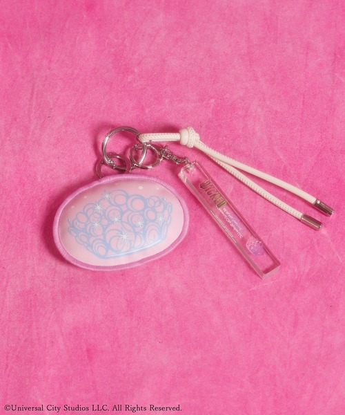 Green　Parks（グリーンパークス）の「WICKED アートグラフィックチャーム（チャーム・レディース・H/A/D/C/E/F/B/G・FREE）」の2枚目の写真