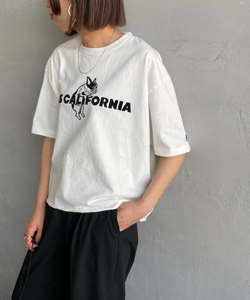 The Endless Summer（エンドレスサマー）の「[THE ENDLESS SUMMER/エンドレスサマー] 別注 TES CAL フロッキーロゴプリント カットオフTシャツ（Tシャツ/カットソー・レディース・ホワイト/ベージュ/ブラック・F）」の14枚目の写真