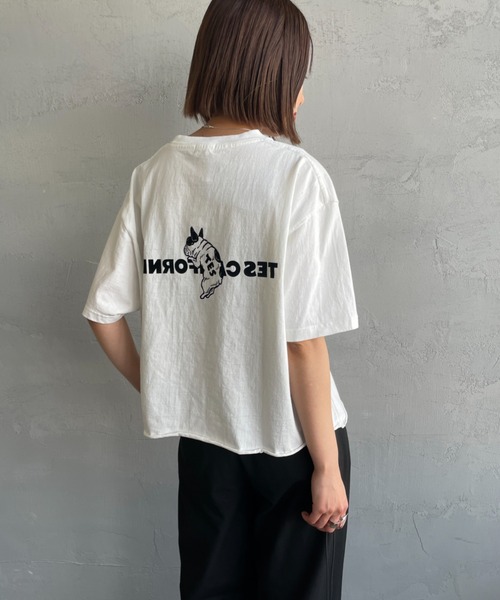 The Endless Summer（エンドレスサマー）の「[THE ENDLESS SUMMER/エンドレスサマー] 別注 TES CAL フロッキーロゴプリント カットオフTシャツ（Tシャツ/カットソー・レディース・ホワイト/ベージュ/ブラック・F）」の17枚目の写真