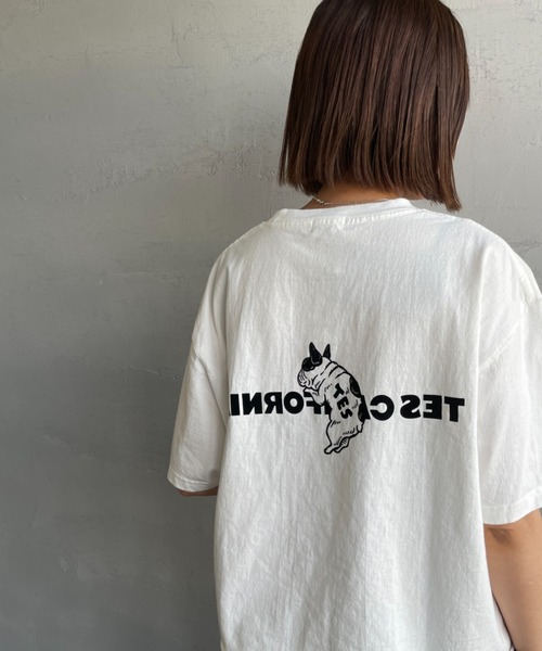 The Endless Summer（エンドレスサマー）の「[THE ENDLESS SUMMER/エンドレスサマー] 別注 TES CAL フロッキーロゴプリント カットオフTシャツ（Tシャツ/カットソー・レディース・ホワイト/ベージュ/ブラック・F）」の22枚目の写真