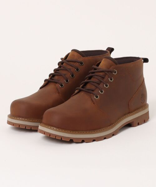 Timberland(ティンバーランド)の「Timberland ティンバーランド BRITTON ROAD MID LC WP CHUKKA【防水/本革】メンズブーツ(ブリットンロードウォータープルーフチャッカ) A69TW EM6 ラスト(ブーツ・メンズ・サンドベージュ・25.5cm/26.0cm/26.5cm/27.0cm/27.5cm/28.0cm/25.0cm)」の1枚目の写真