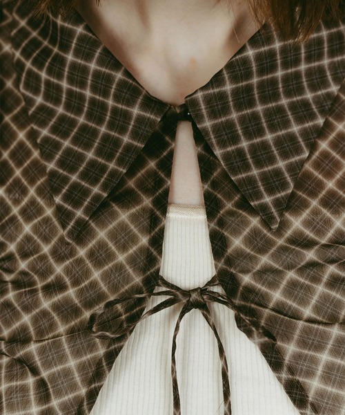 Knuth Marf（クヌースマーフ）の「sheer collared blouse（その他トップス・レディース・ブラック/イエロー・FREE）」の13枚目の写真