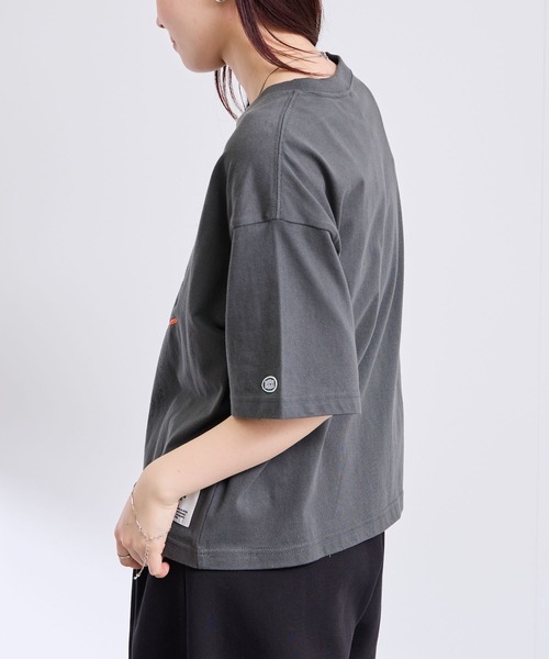 STAR WARS(スターウォーズ)の「【DISCUS×STAR WARS】ショート丈 スターウォーズ×ディスカス コラボ グラフィックTシャツ(Tシャツ/カットソー・レディース・グレー系4/グレー系3/グレー系2/グレー系1・M)」の21枚目の写真