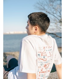 【6/18値下げ】ブックストア グラフィック Tシャツ(ユニセックス)