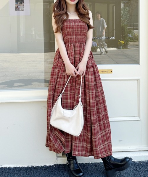 Ada.(エイダ)の「チェック柄 切替 ギャザー キャミ ロング ワンピース(ワンピース・レディース・ブラウン/レッド/ブラック・FREE)」の19枚目の写真