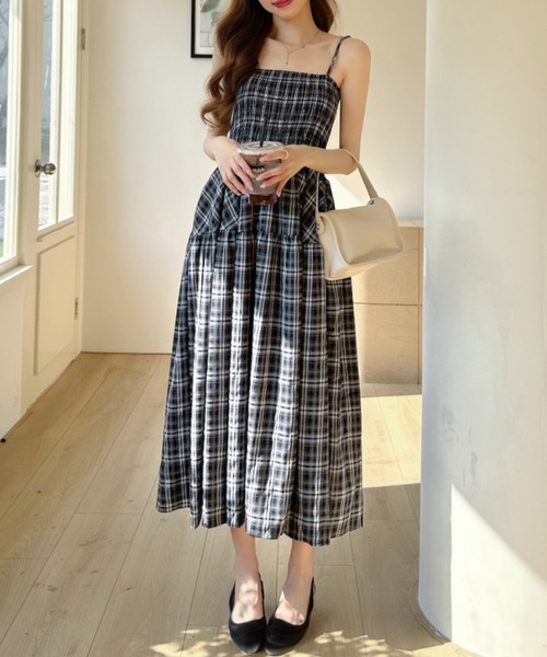 Ada.(エイダ)の「チェック柄 切替 ギャザー キャミ ロング ワンピース(ワンピース・レディース・ブラウン/レッド/ブラック・FREE)」の9枚目の写真