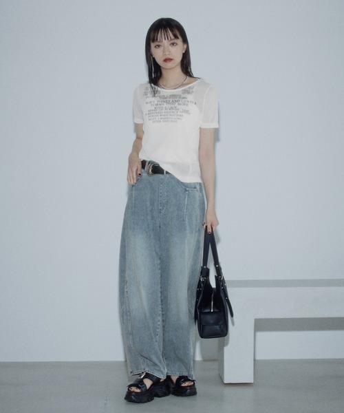 PAGEBOY（ページボーイ）の「シアーグラフィックトップス（Tシャツ/カットソー・レディース・ブラック/オフホワイト・FREE）」の3枚目の写真