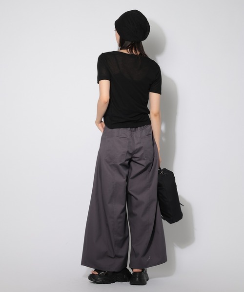 PAGEBOY(ページボーイ)の「シアーグラフィックトップス(Tシャツ/カットソー・レディース・ブラック/オフホワイト・FREE)」の19枚目の写真