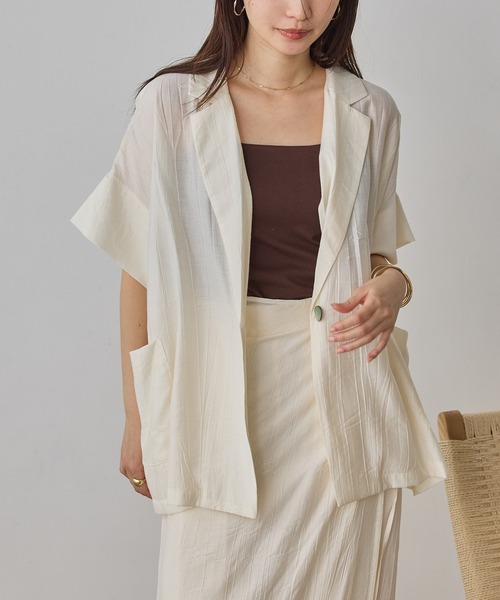 hunch(ハンチ)の「ワッシャーサテン 半袖シャツジャケット(テーラードジャケット・レディース・ライトカーキ/ブラック/アイボリー・FREE)」の18枚目の写真