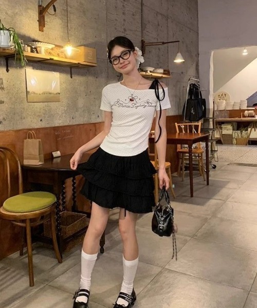 Ritzy(リッツィー)の「トッド柄 ワンショルダー半袖Tシャツ(Tシャツ/カットソー・レディース・ホワイト・M/L)」の22枚目の写真