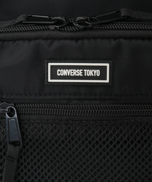 CONVERSE TOKYO(コンバーストウキョウ)の「NYLON ONE-SHOULDER BAG(ボディバッグ/ウエストポーチ・レディース・グレー/ブラック・FREE)」の5枚目の写真