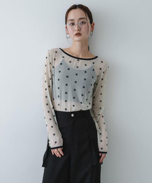 SENSE OF PLACE by URBAN RESEARCH（センスオブプレイスバイアーバンリサーチ）の「モチーフシアーカットトップ（Tシャツ/カットソー・レディース・オフホワイト/ベージュ/ブラック・ONE）」の4枚目の写真