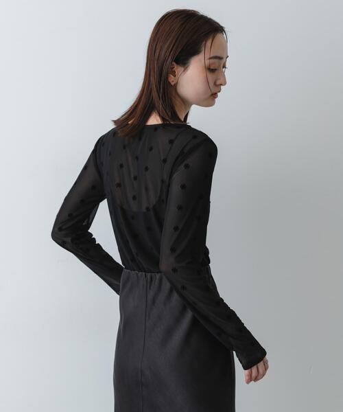 SENSE OF PLACE by URBAN RESEARCH（センスオブプレイスバイアーバンリサーチ）の「モチーフシアーカットトップ（Tシャツ/カットソー・レディース・オフホワイト/ベージュ/ブラック・ONE）」の12枚目の写真