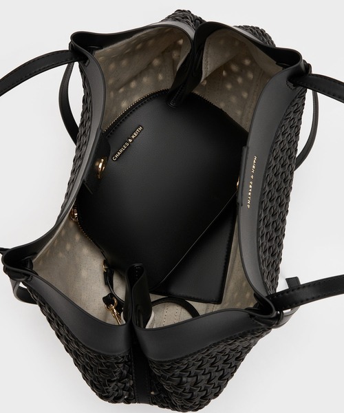 CHARLES & KEITH（チャールズ & キース）の「Calla カルラ ウーブン