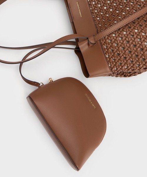 CHARLES & KEITH（チャールズ & キース）の「Calla カルラ ウーブン